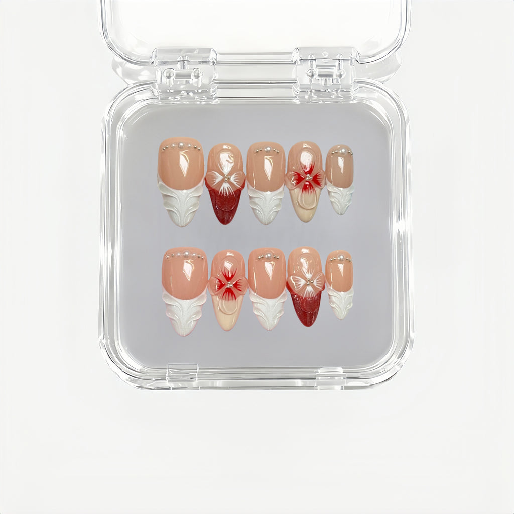 Strawberries & Cream B014